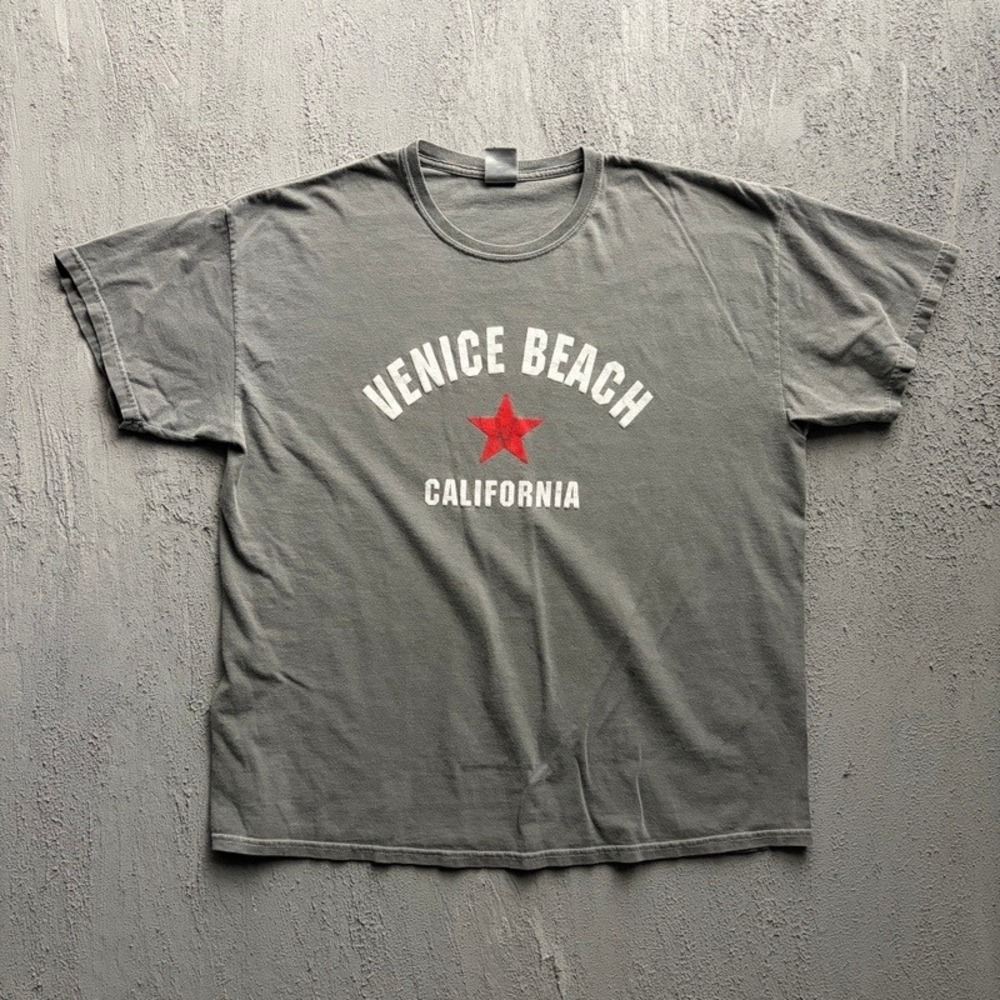Vintage Venice Beach California Shirt XL Gray 2000s Y2K Red Star